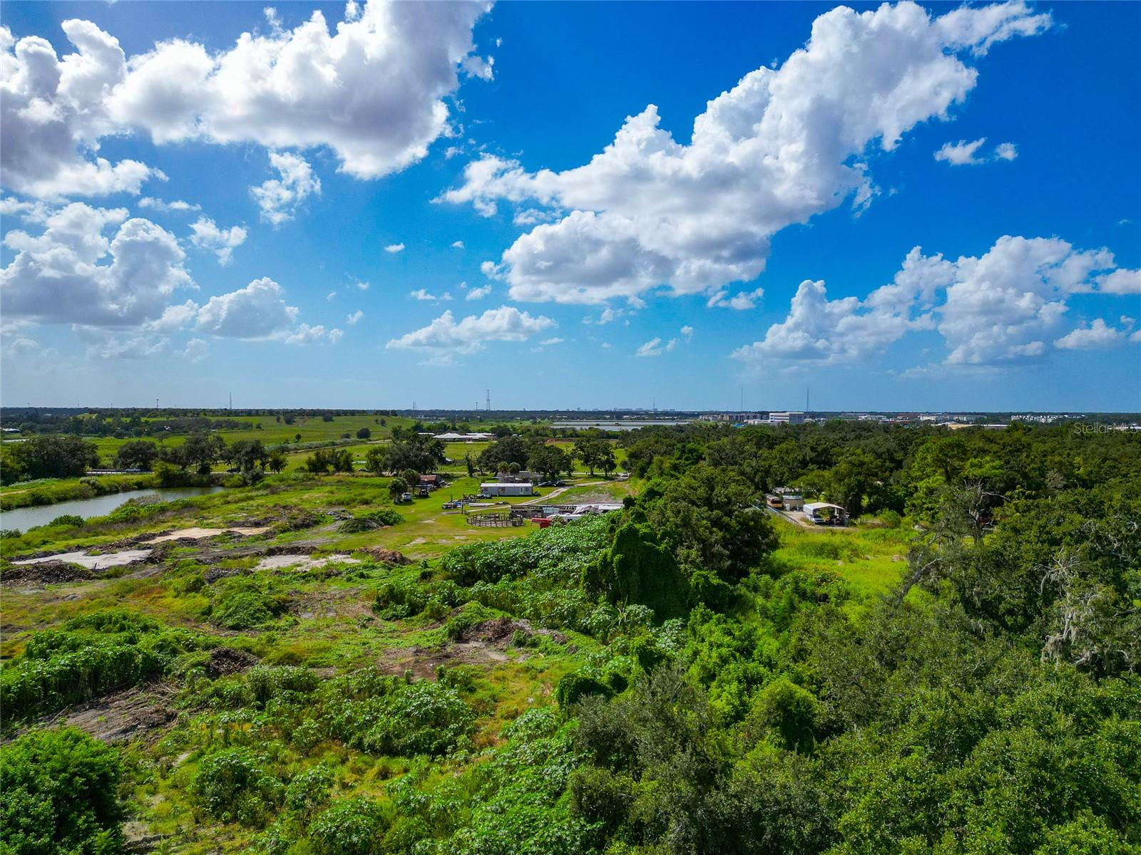 301 EAST RD, SARASOTA, FL — photo 15