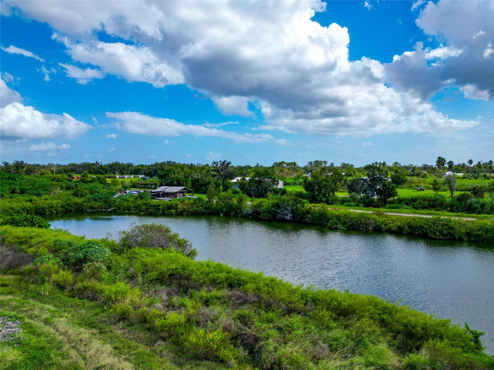 301 EAST RD, SARASOTA, FL — photo 28