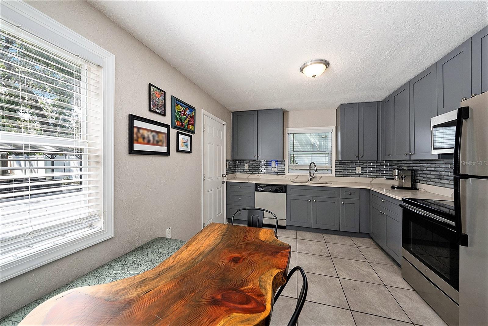 1209 E FLORA ST, TAMPA, FL — photo 9