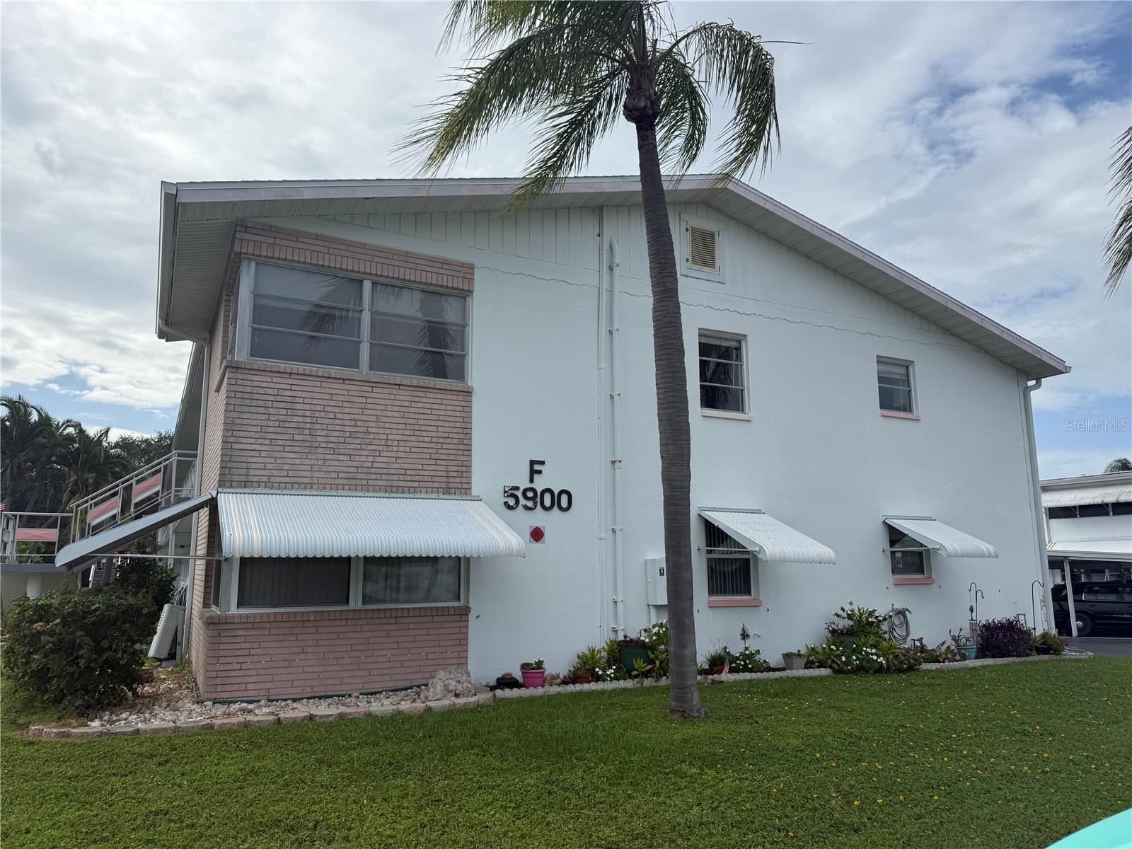 5900 21ST ST N #10, ST PETERSBURG, FL