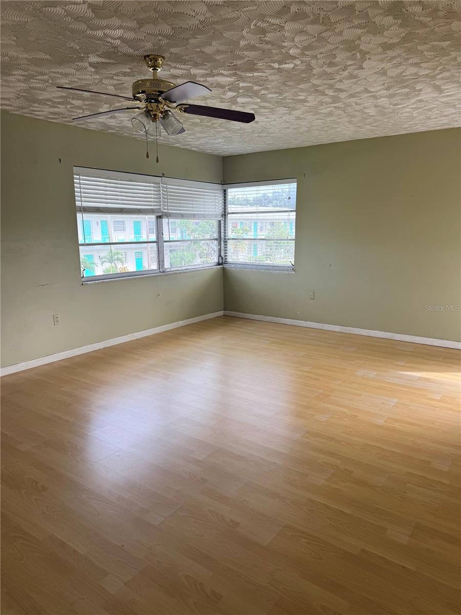 5900 21ST ST N #10, ST PETERSBURG, FL — photo 16
