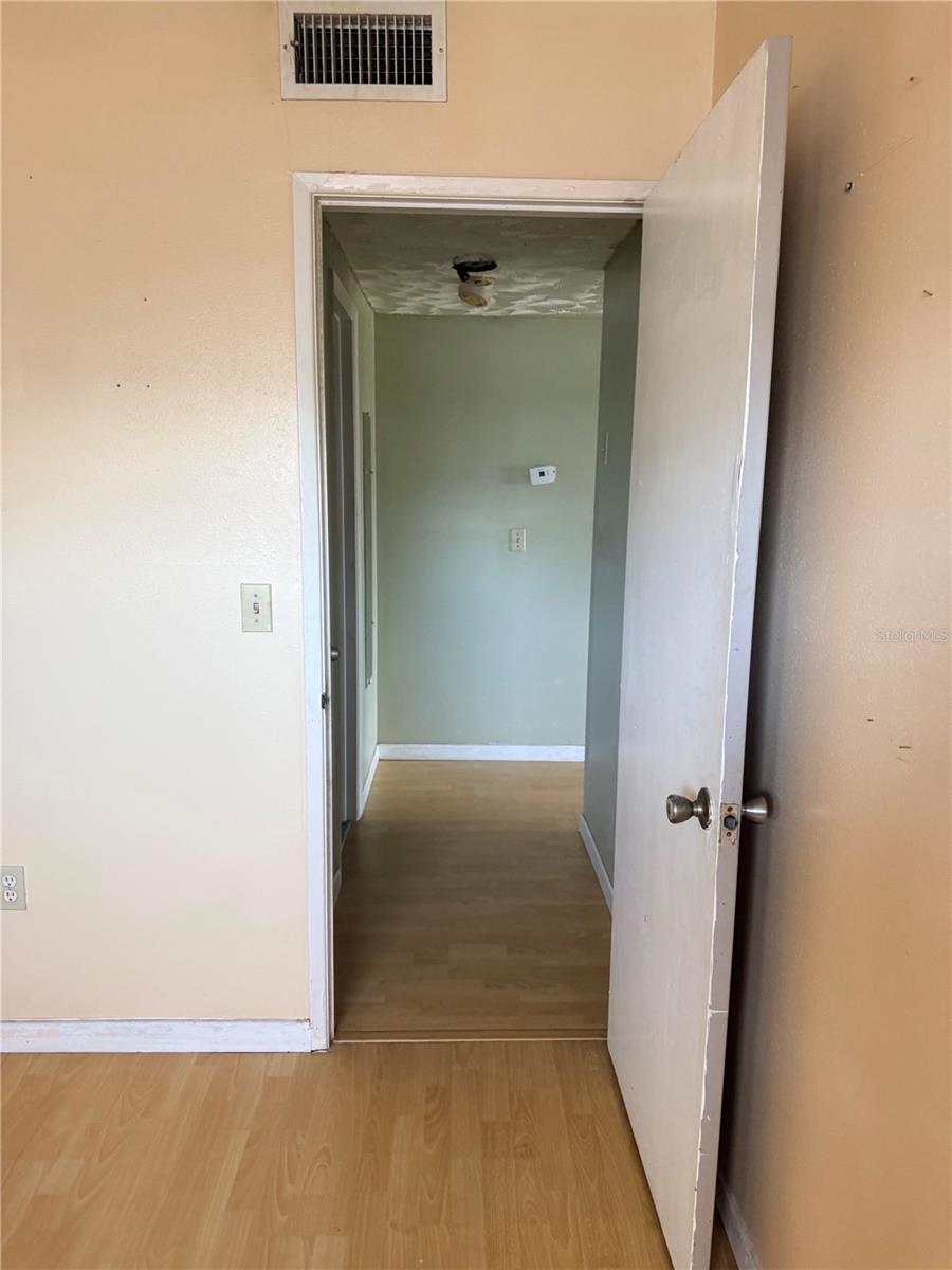 5900 21ST ST N #10, ST PETERSBURG, FL — photo 30