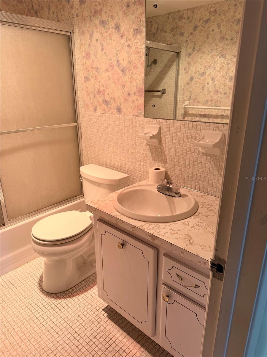 5900 21ST ST N #10, ST PETERSBURG, FL — photo 37