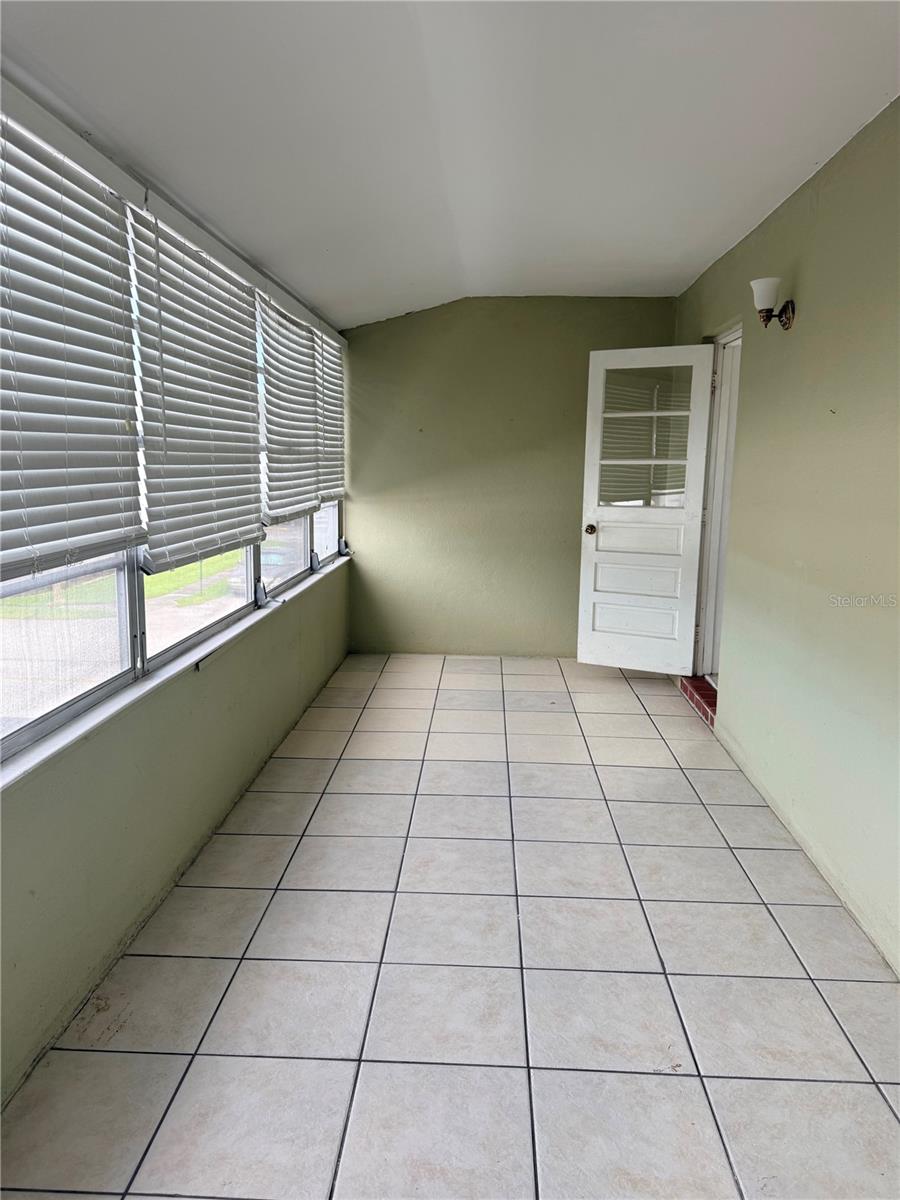 5900 21ST ST N #10, ST PETERSBURG, FL — photo 44