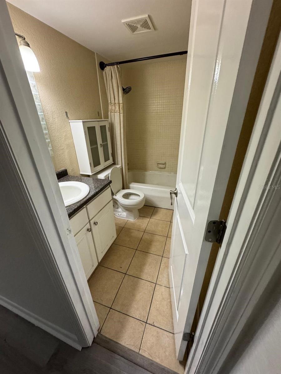 507 NW 39TH RD #220, GAINESVILLE, FL — photo 10