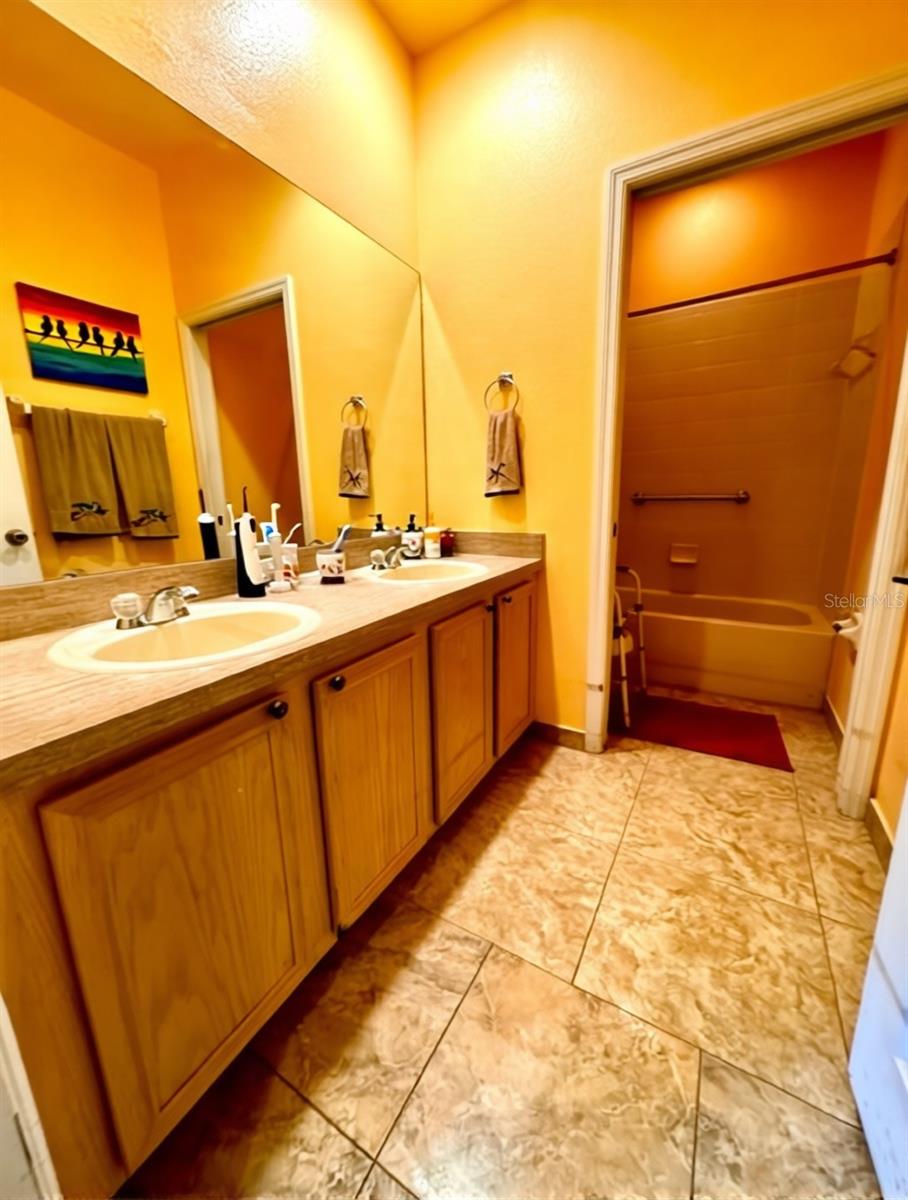 2082 ISLAND WALK DR, ORLANDO, FL — photo 14