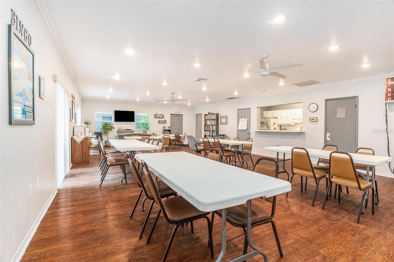 801 83RD AVE N #127, ST PETERSBURG, FL — photo 21