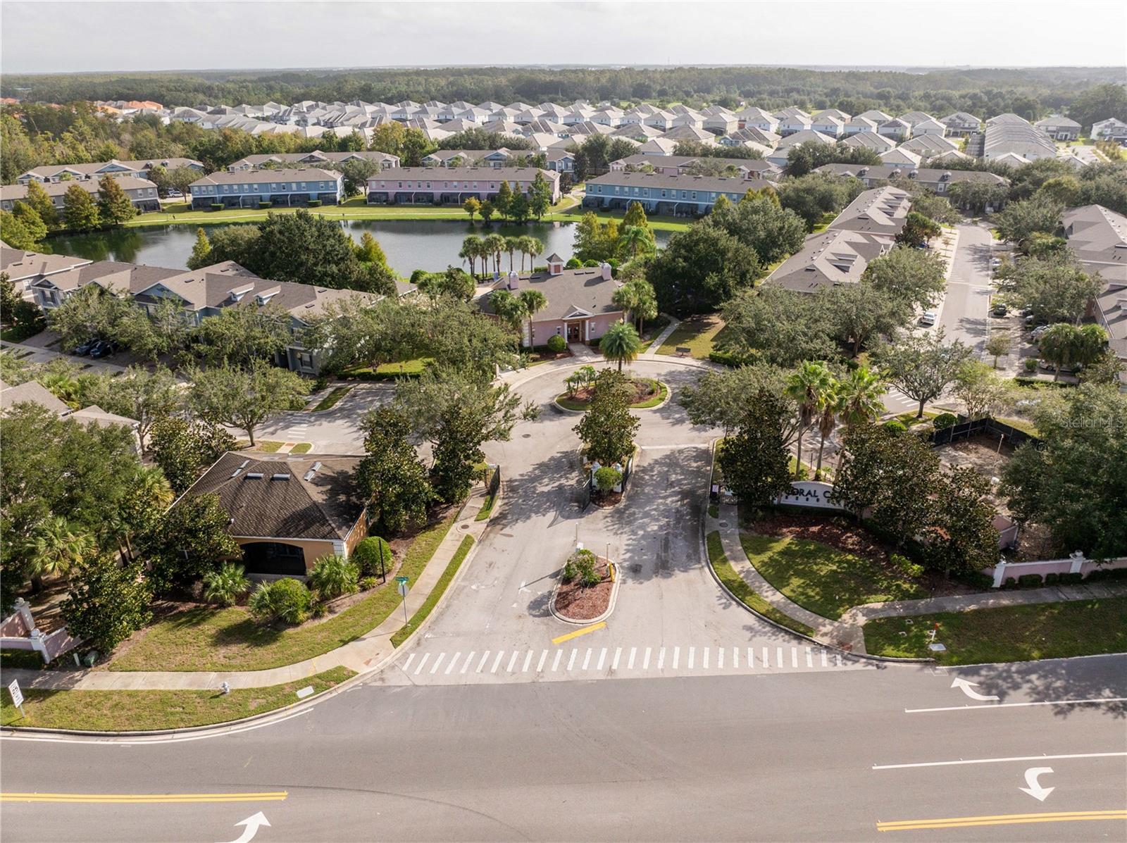 2433 CARAVELLE CIR, KISSIMMEE, FL — photo 49