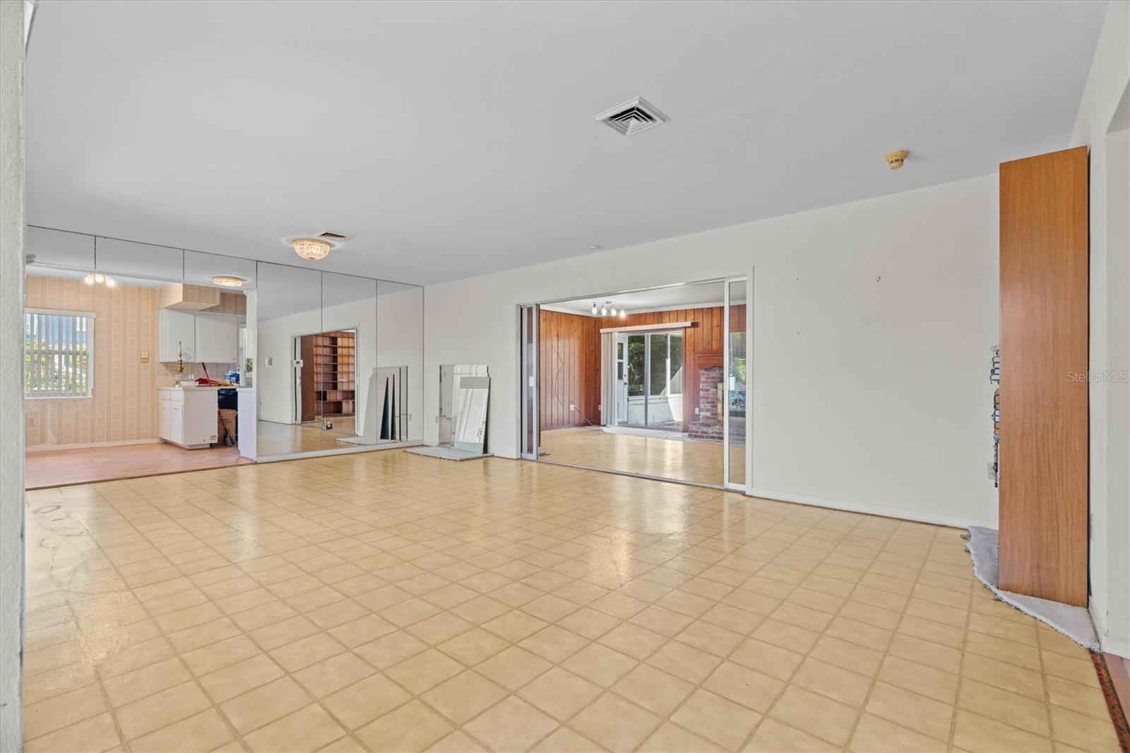 225 LAKE HOLLINGSWORTH DR, LAKELAND, FL — photo 7