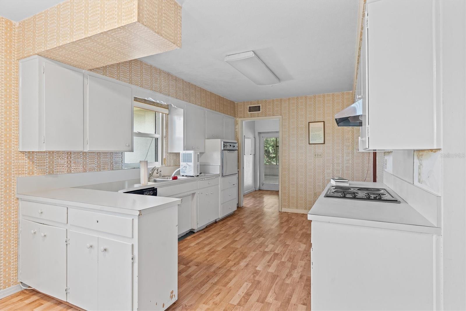 225 LAKE HOLLINGSWORTH DR, LAKELAND, FL — photo 10