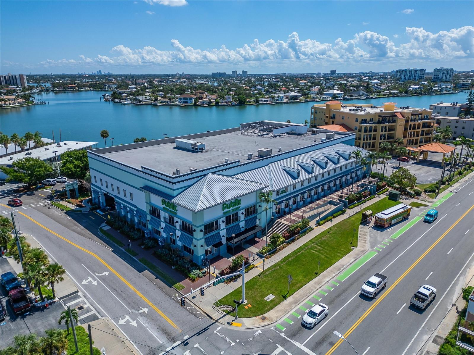 10178 GULF BLVD, TREASURE ISLAND, FL — photo 28
