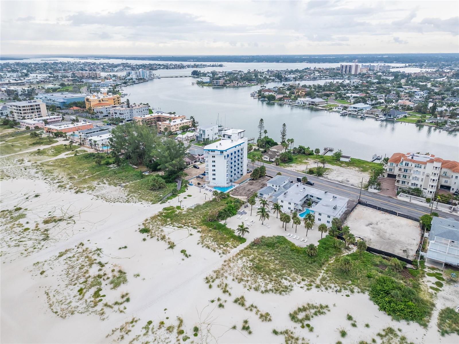 10178 GULF BLVD, TREASURE ISLAND, FL — photo 46