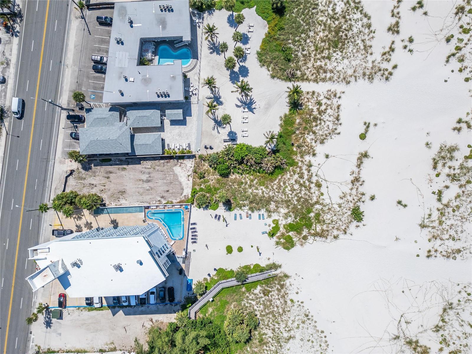 10178 GULF BLVD, TREASURE ISLAND, FL — photo 49