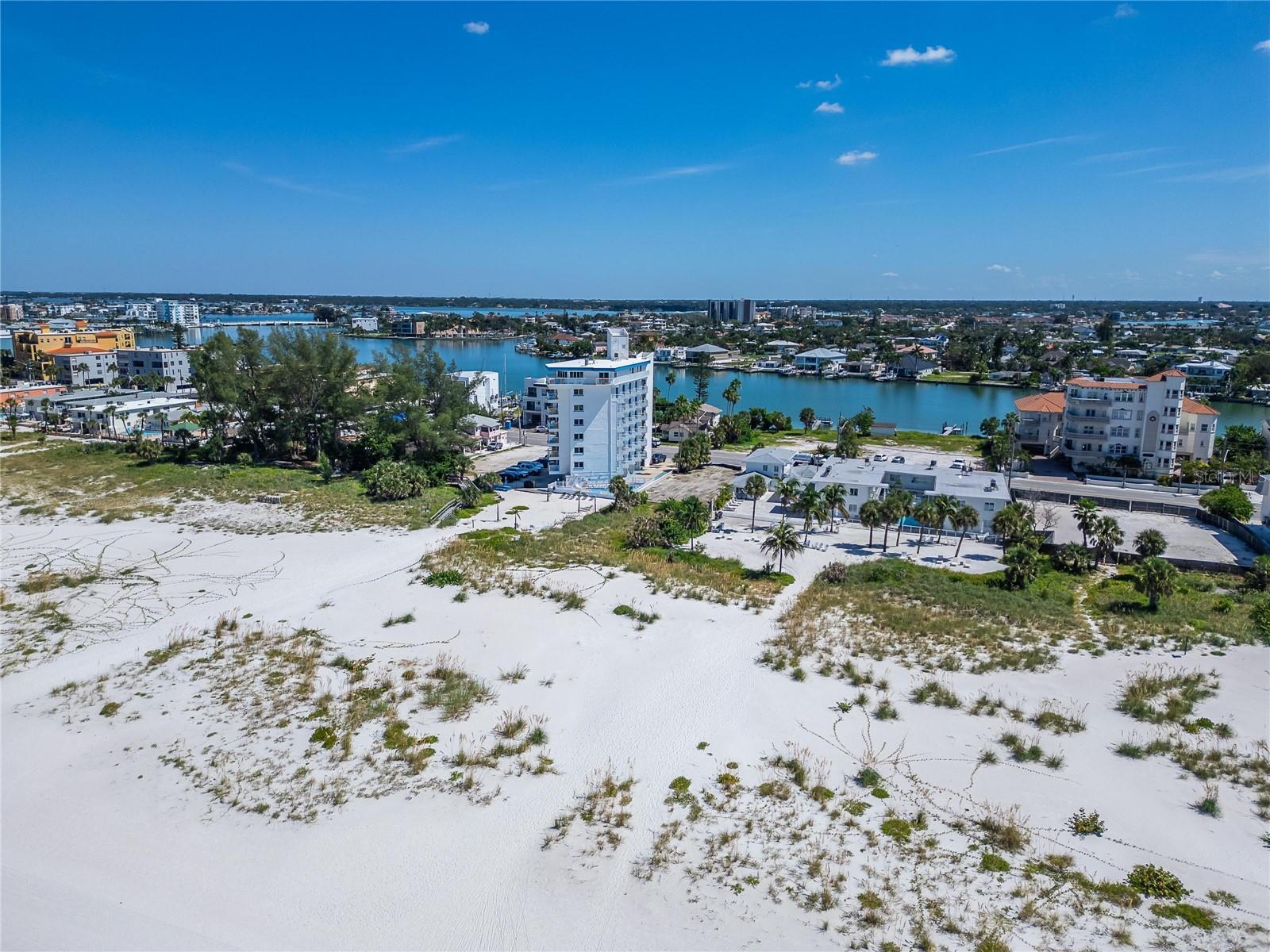 10178 GULF BLVD, TREASURE ISLAND, FL — photo 56