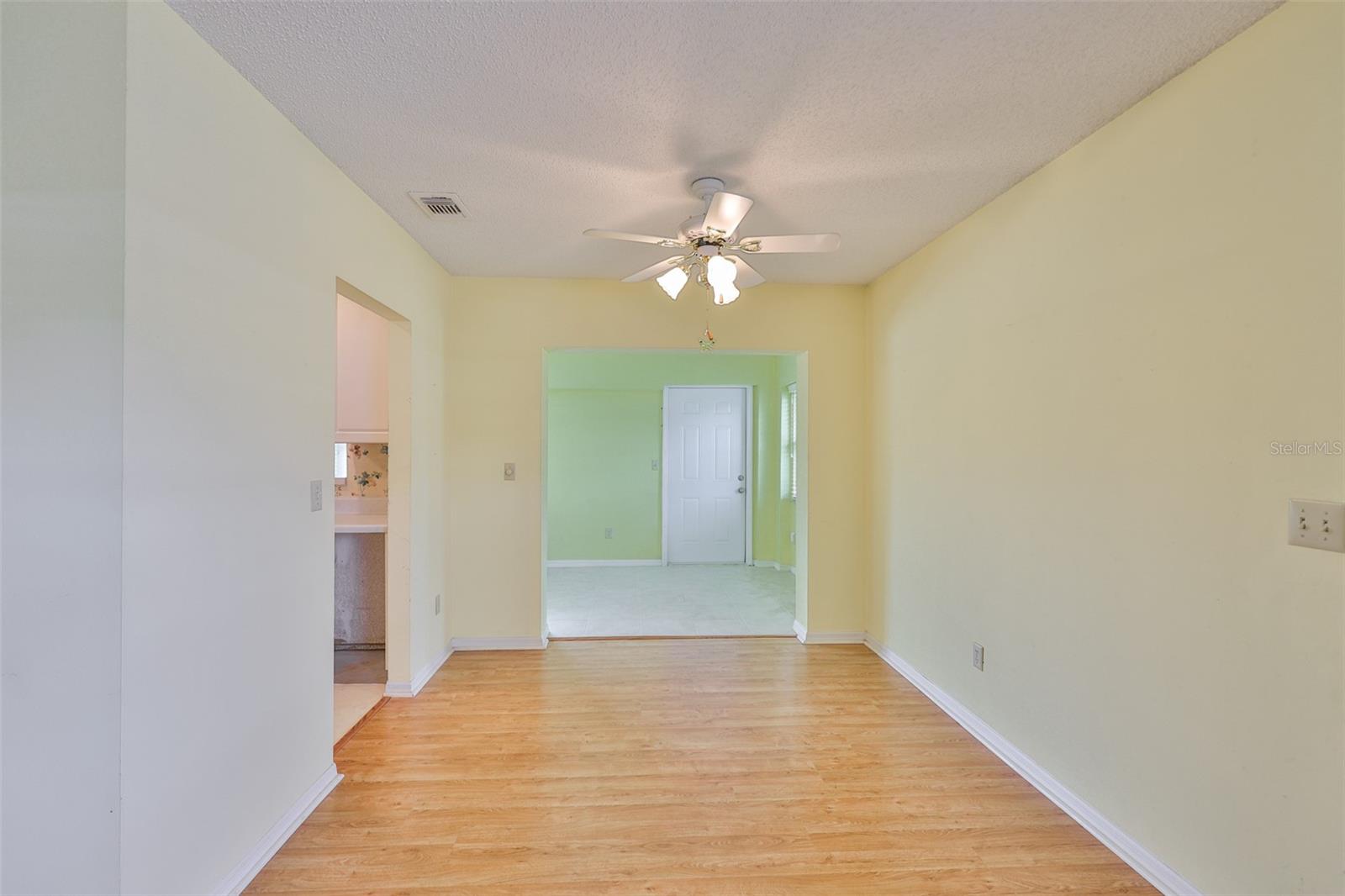1908 CANTERBURY LN #20, SUN CITY CENTER, FL — photo 5