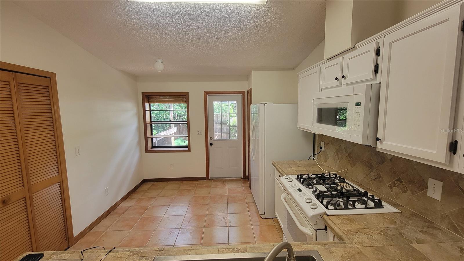 1011 LOVE LN #31, APOPKA, FL — photo 5