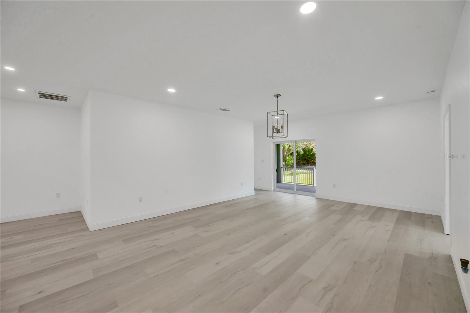 12484 GREEN OAK LN, DADE CITY, FL — photo 10
