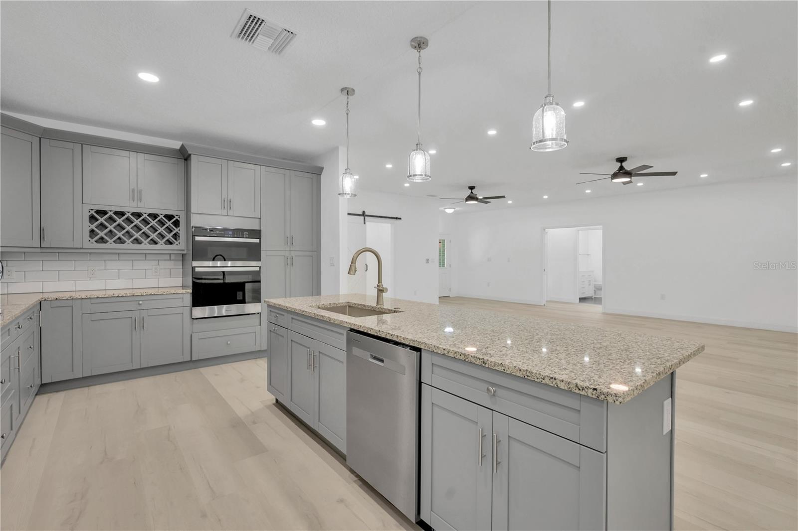 12484 GREEN OAK LN, DADE CITY, FL — photo 12
