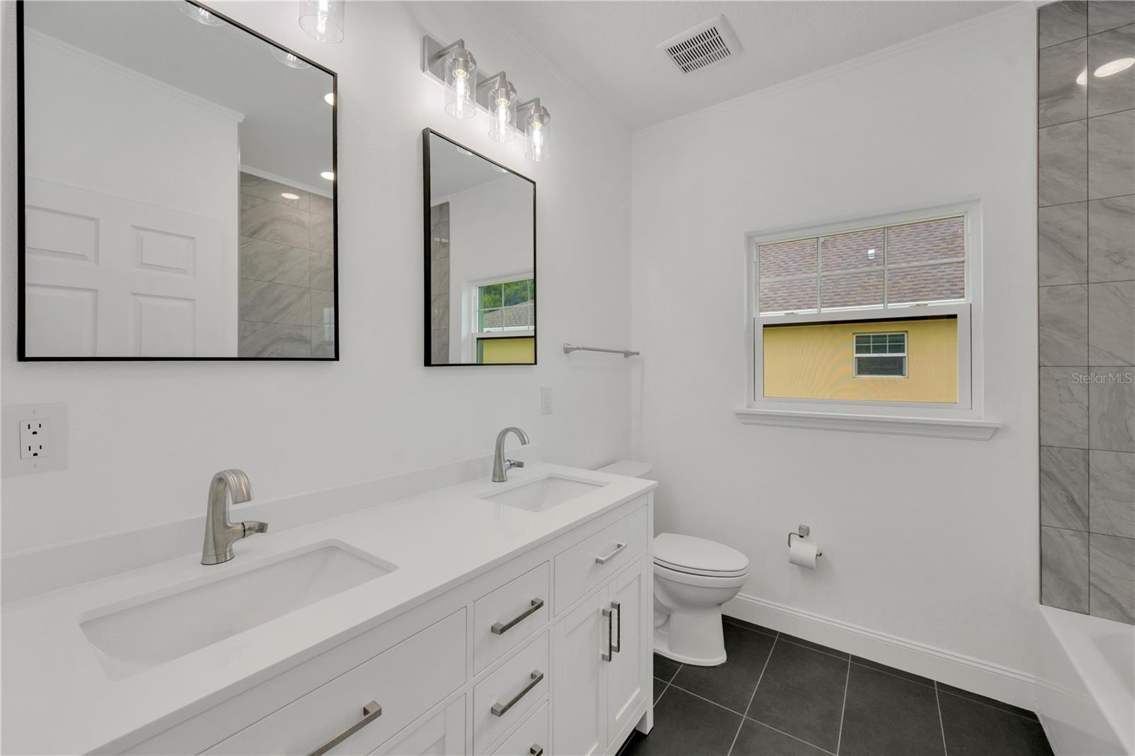 12484 GREEN OAK LN, DADE CITY, FL — photo 32