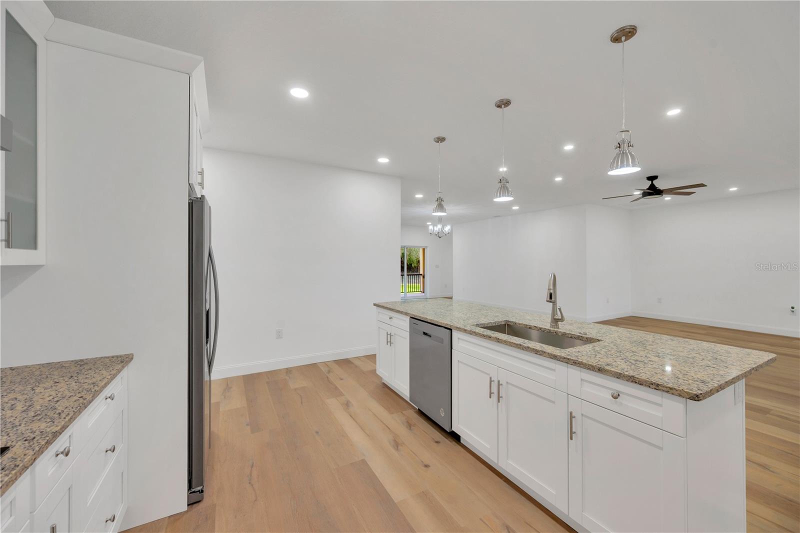 12500 GREEN OAK LN, DADE CITY, FL — photo 13