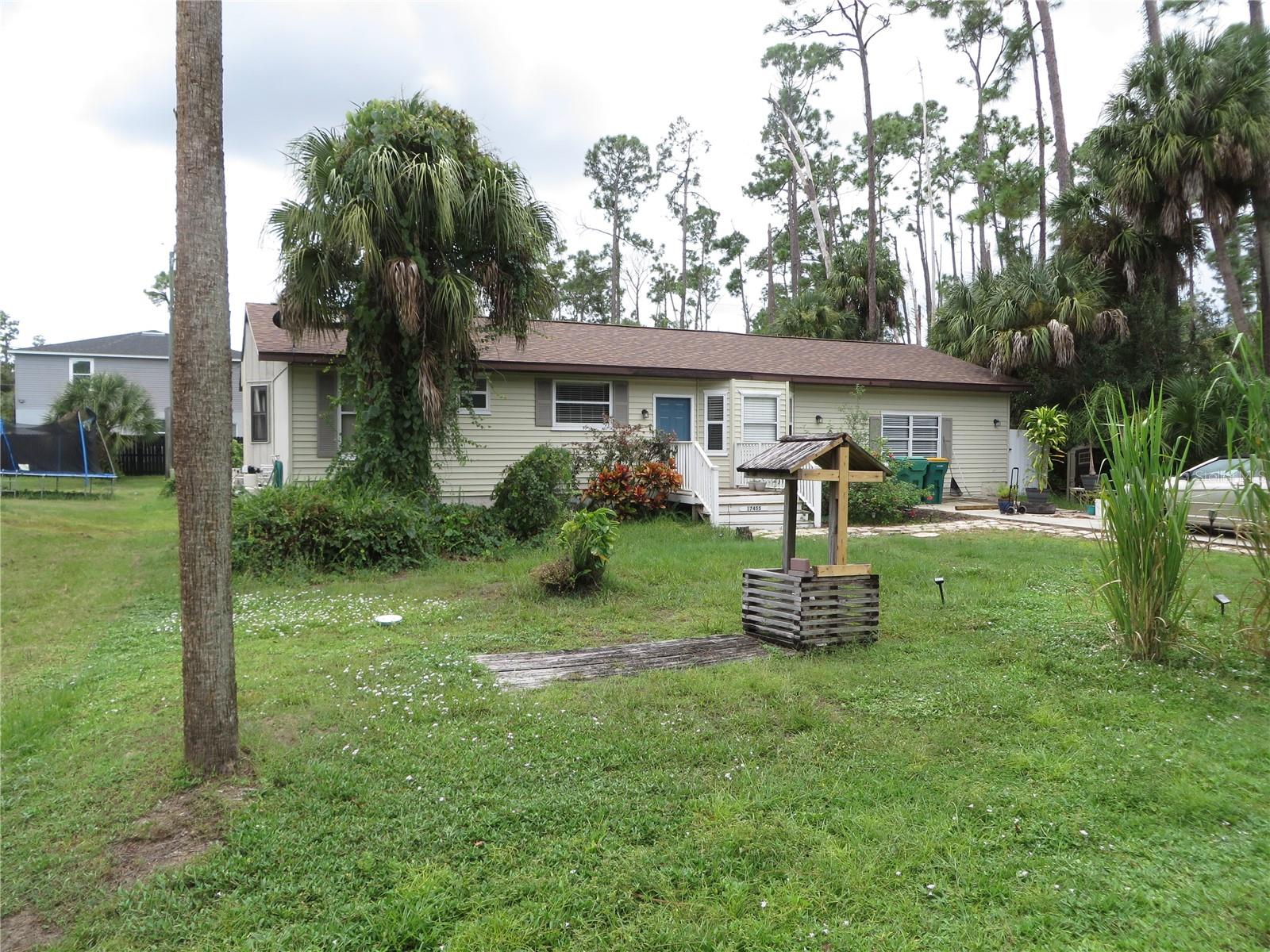 17455 MASTEN AVE, PORT CHARLOTTE, FL — photo 2