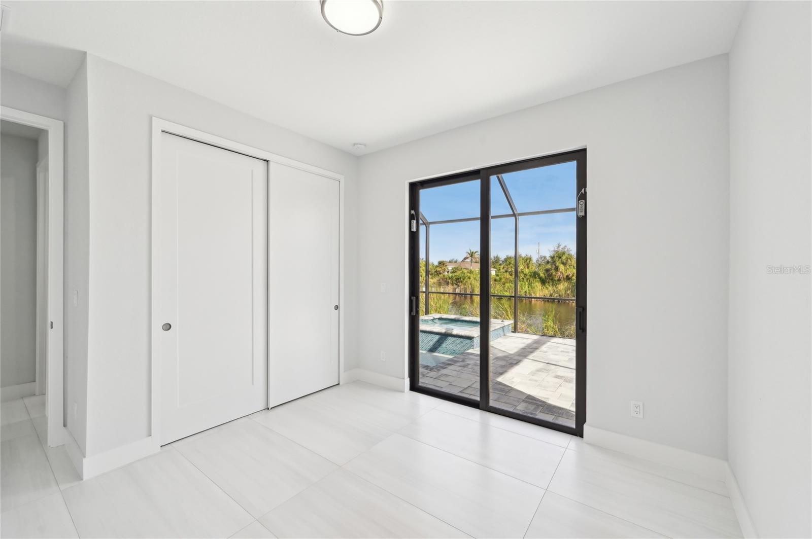 9516 PRESIDENT CIR, PORT CHARLOTTE, FL — photo 33
