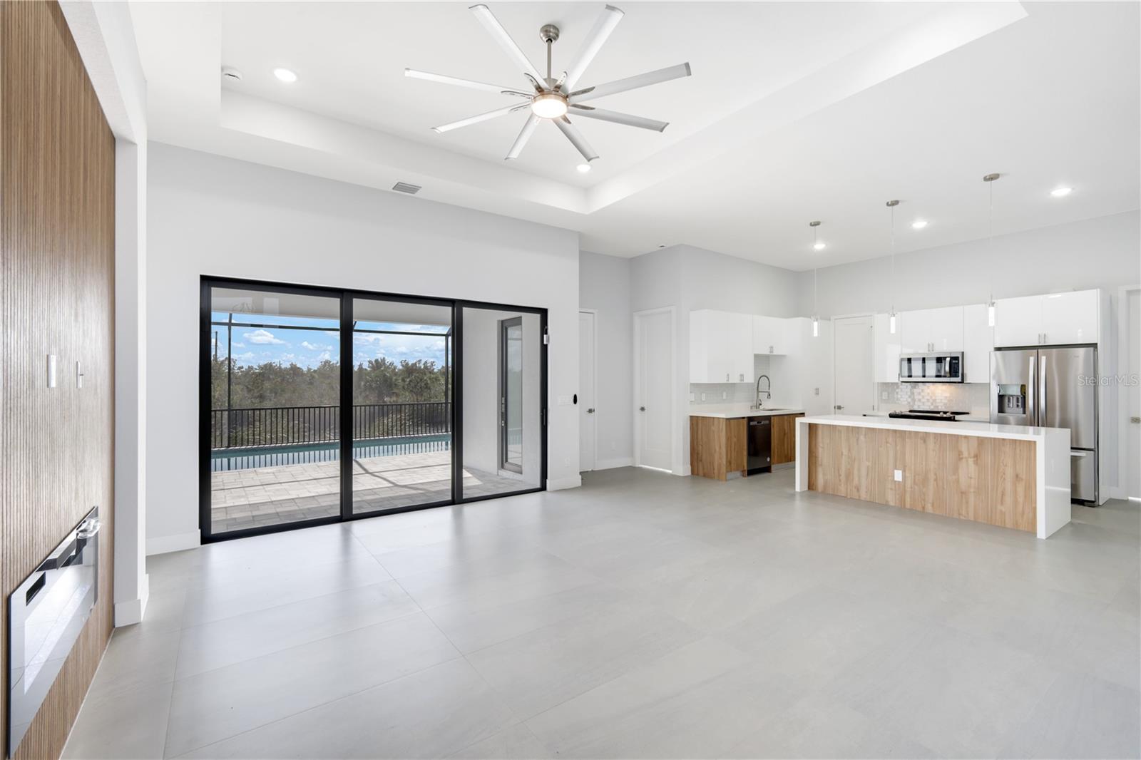 14431 ARTESIA AVE, PORT CHARLOTTE, FL — photo 3