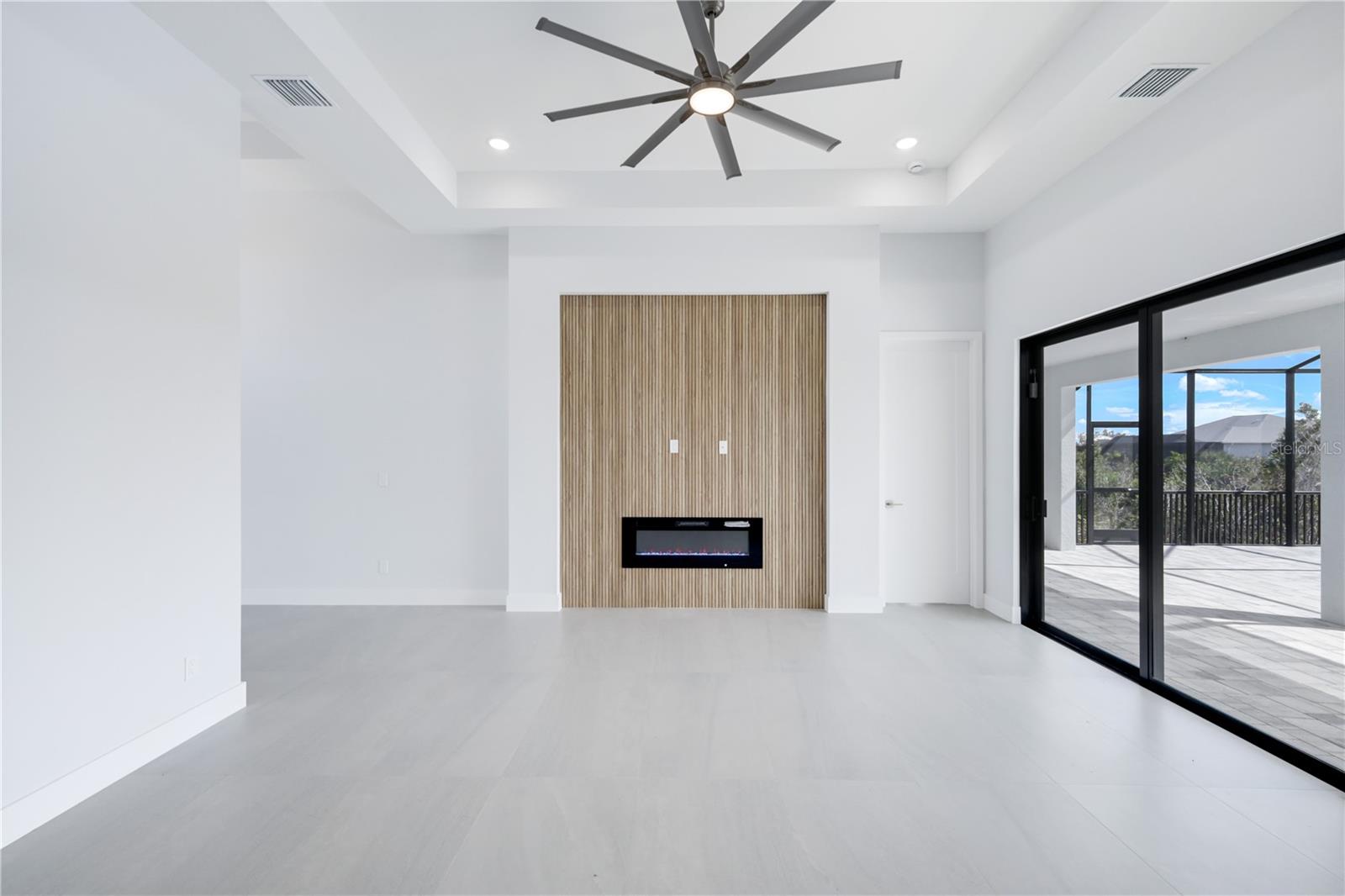14431 ARTESIA AVE, PORT CHARLOTTE, FL — photo 4