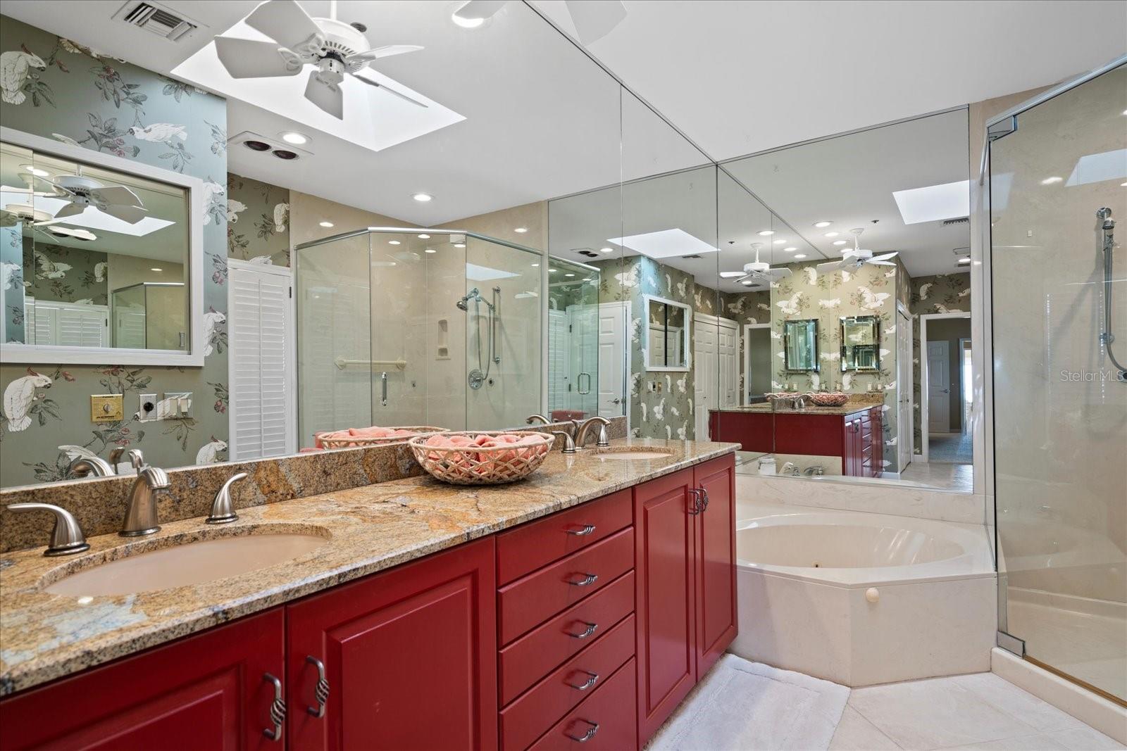 2254 HARBOUR COURT DR, LONGBOAT KEY, FL — photo 46
