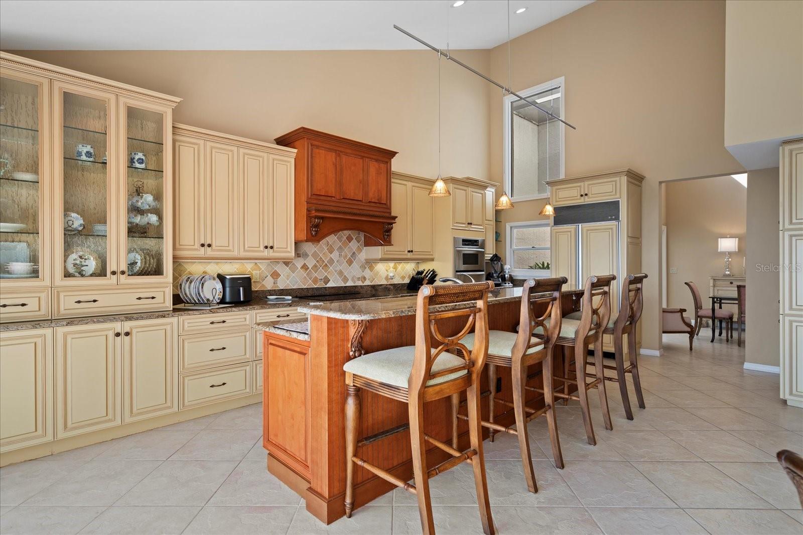 2254 HARBOUR COURT DR, LONGBOAT KEY, FL — photo 70