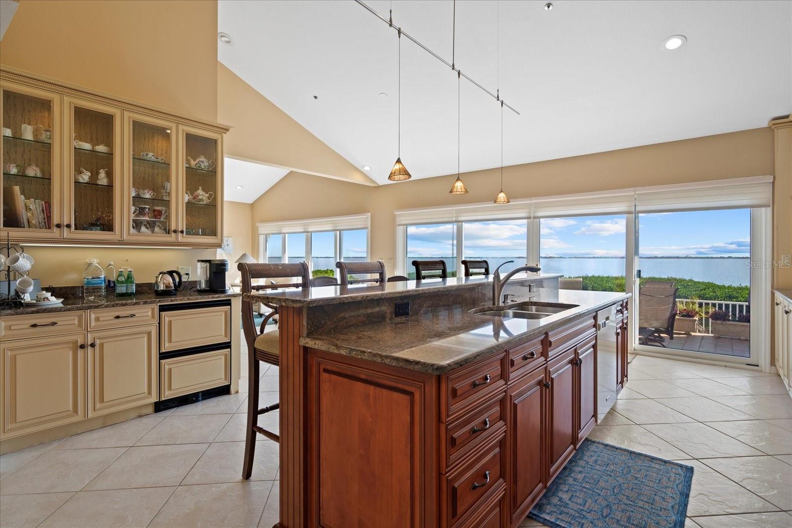 2254 HARBOUR COURT DR, LONGBOAT KEY, FL — photo 78