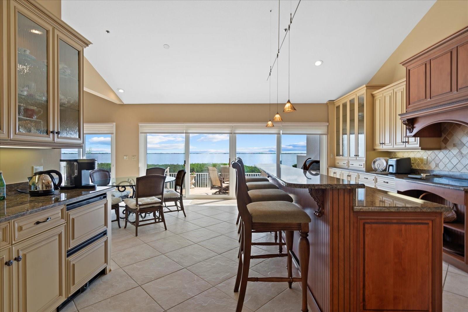 2254 HARBOUR COURT DR, LONGBOAT KEY, FL — photo 79