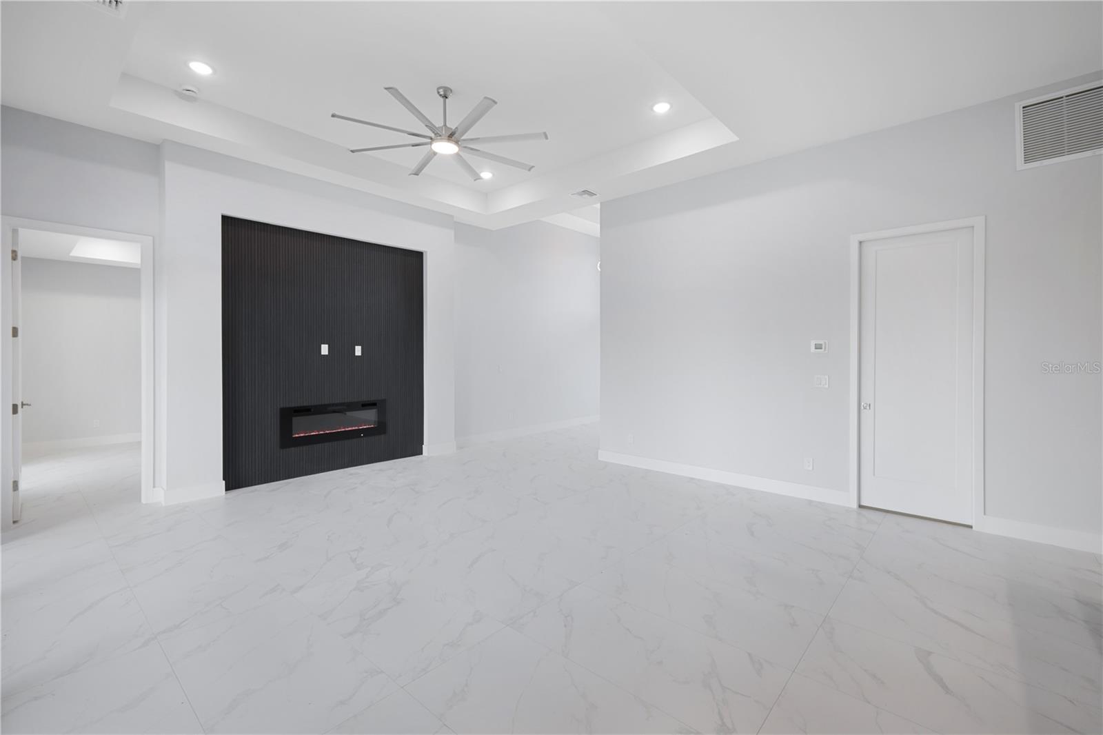 10123 BOYLSTON ST, PORT CHARLOTTE, FL — photo 6