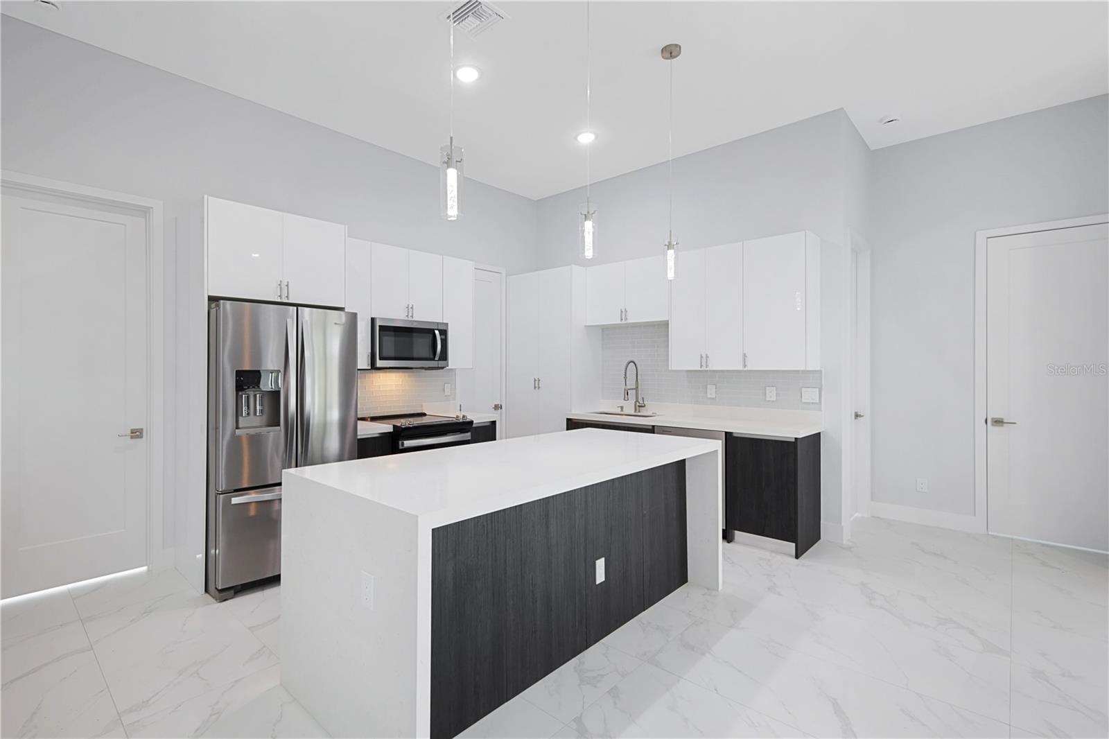 10123 BOYLSTON ST, PORT CHARLOTTE, FL — photo 9
