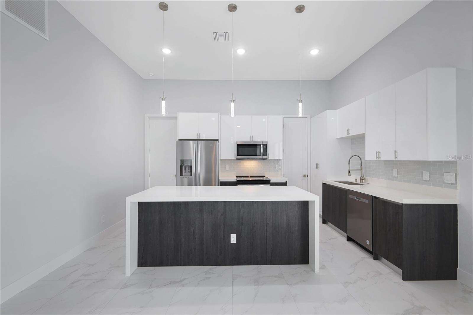 10123 BOYLSTON ST, PORT CHARLOTTE, FL — photo 10