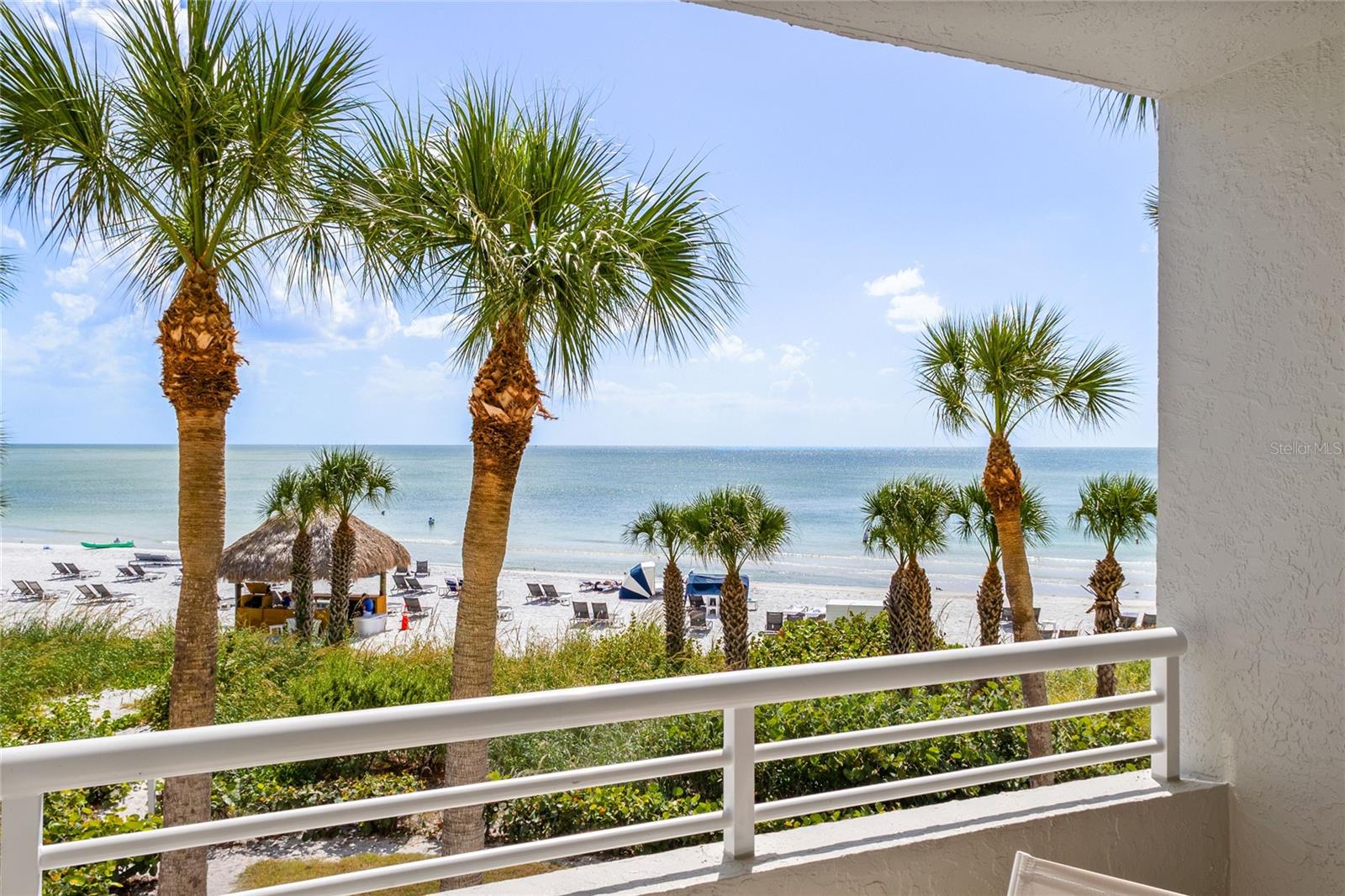230 SANDS POINT RD #3205, LONGBOAT KEY, FL