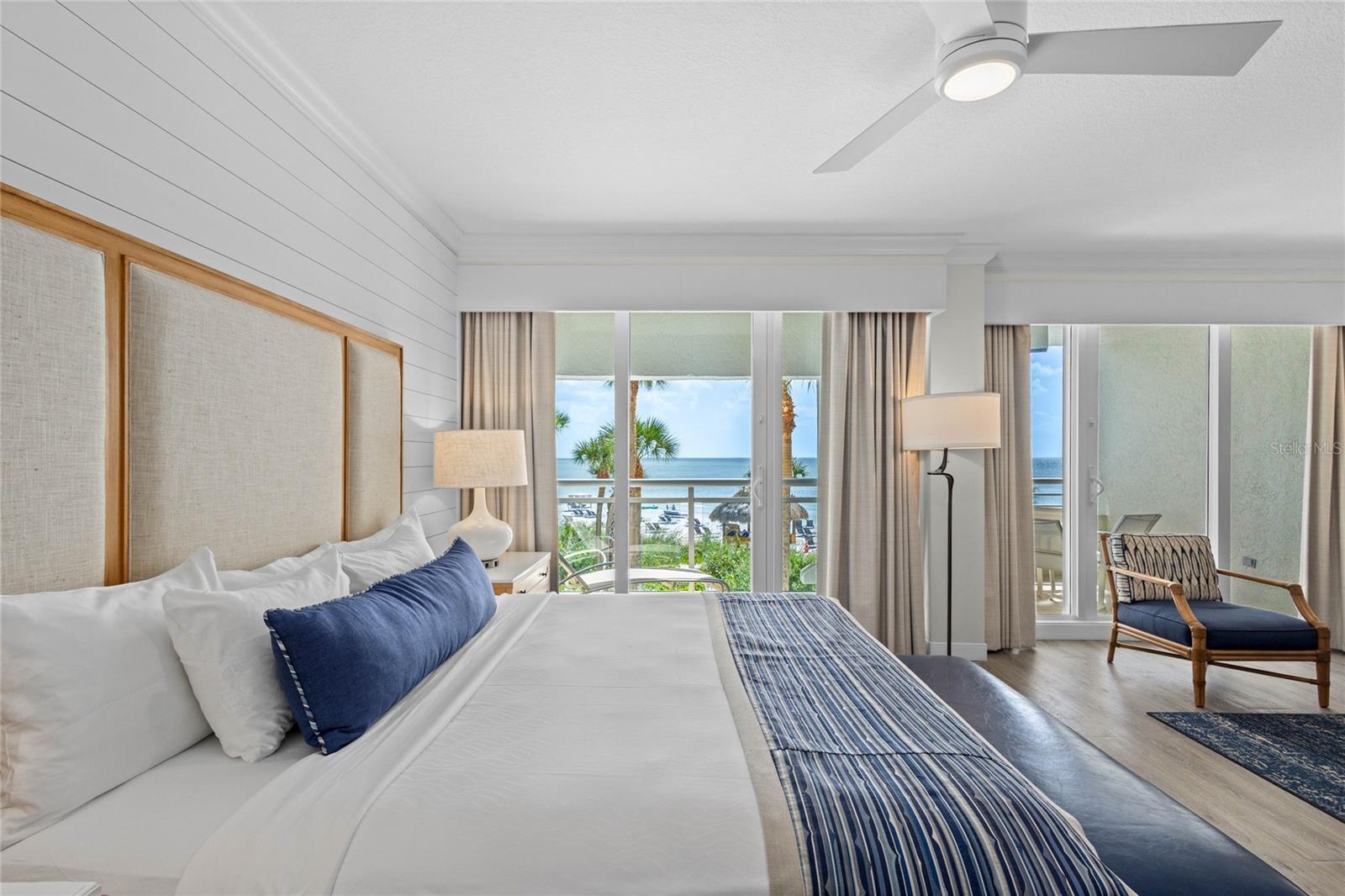 230 SANDS POINT RD #3205, LONGBOAT KEY, FL — photo 6