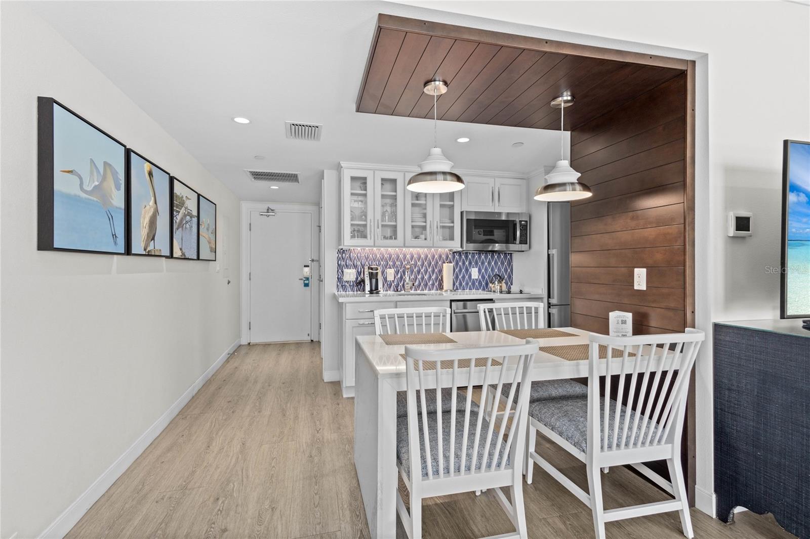 230 SANDS POINT RD #3205, LONGBOAT KEY, FL — photo 13