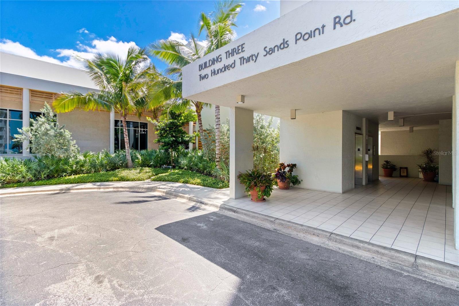 230 SANDS POINT RD #3205, LONGBOAT KEY, FL — photo 34