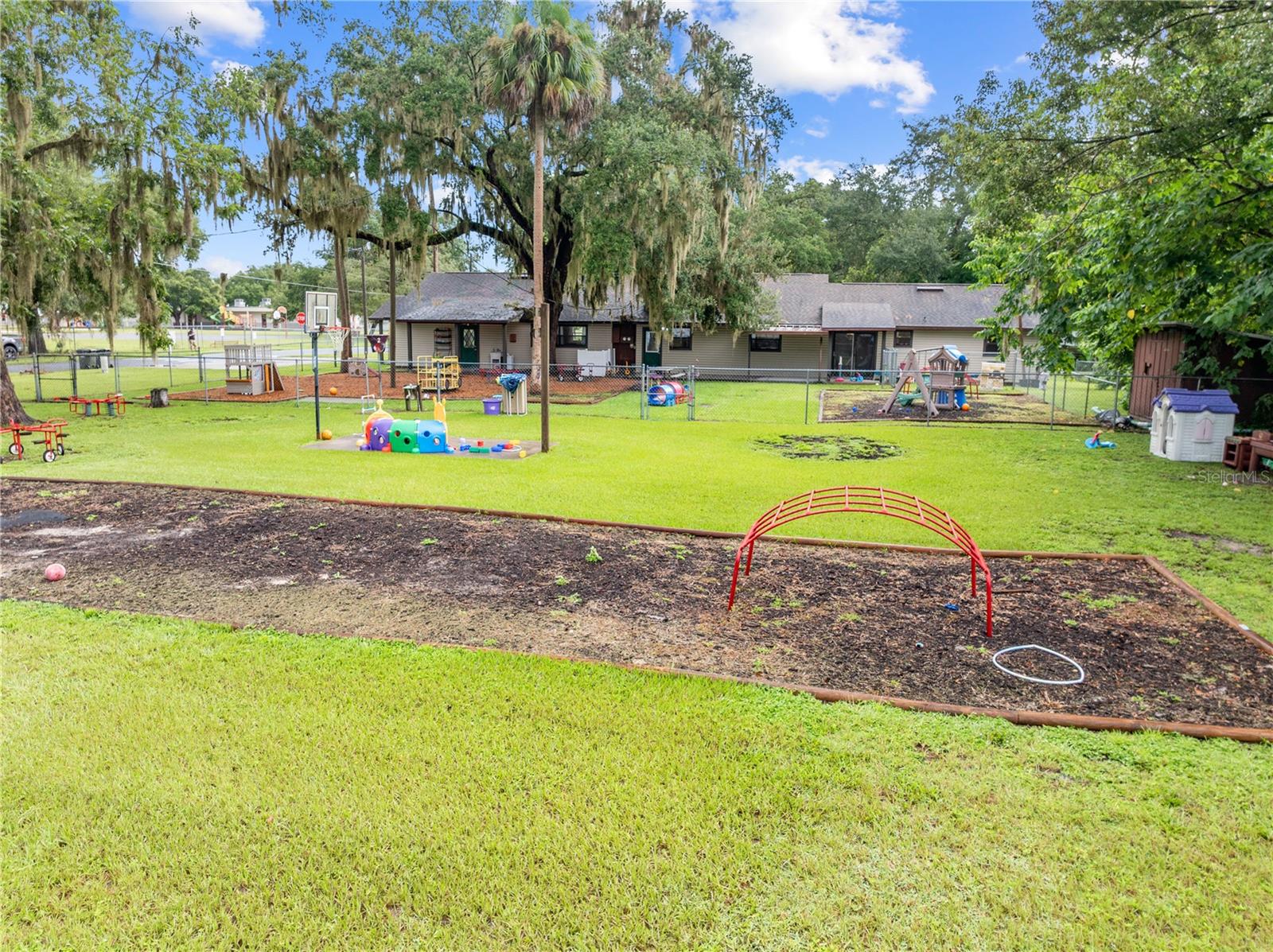102 S HIGHLAND ST, BUSHNELL, FL — photo 5