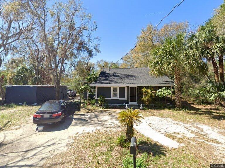 1121 LUCAS ST, LEESBURG, FL