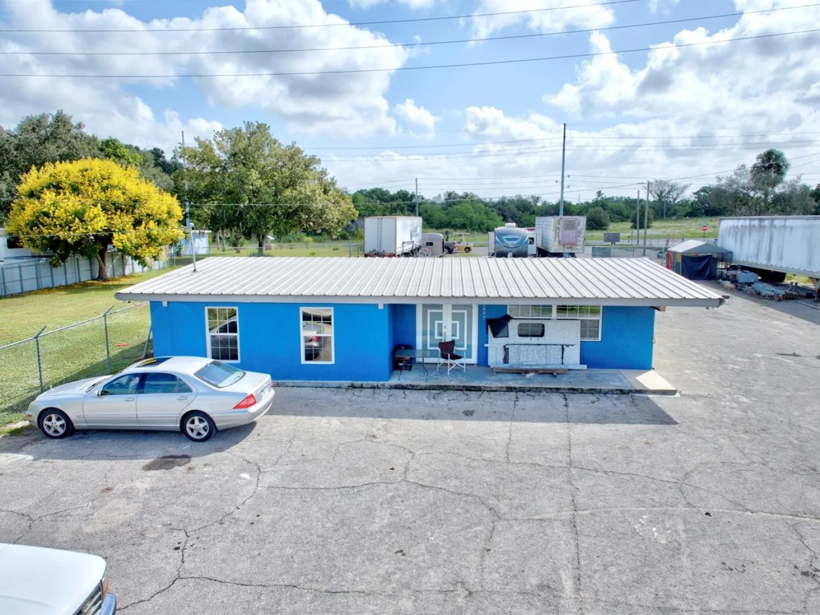 1087 MEMORIAL DR, AVON PARK, FL — photo 9