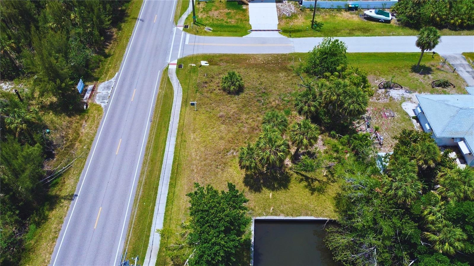 3128 BANYAN WAY, PUNTA GORDA, FL — photo 2