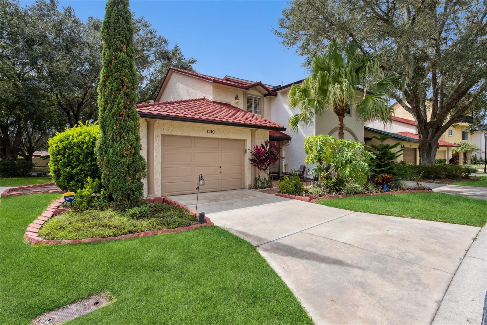1130 AVENIDA DE LAS CASAS, LADY LAKE, FL