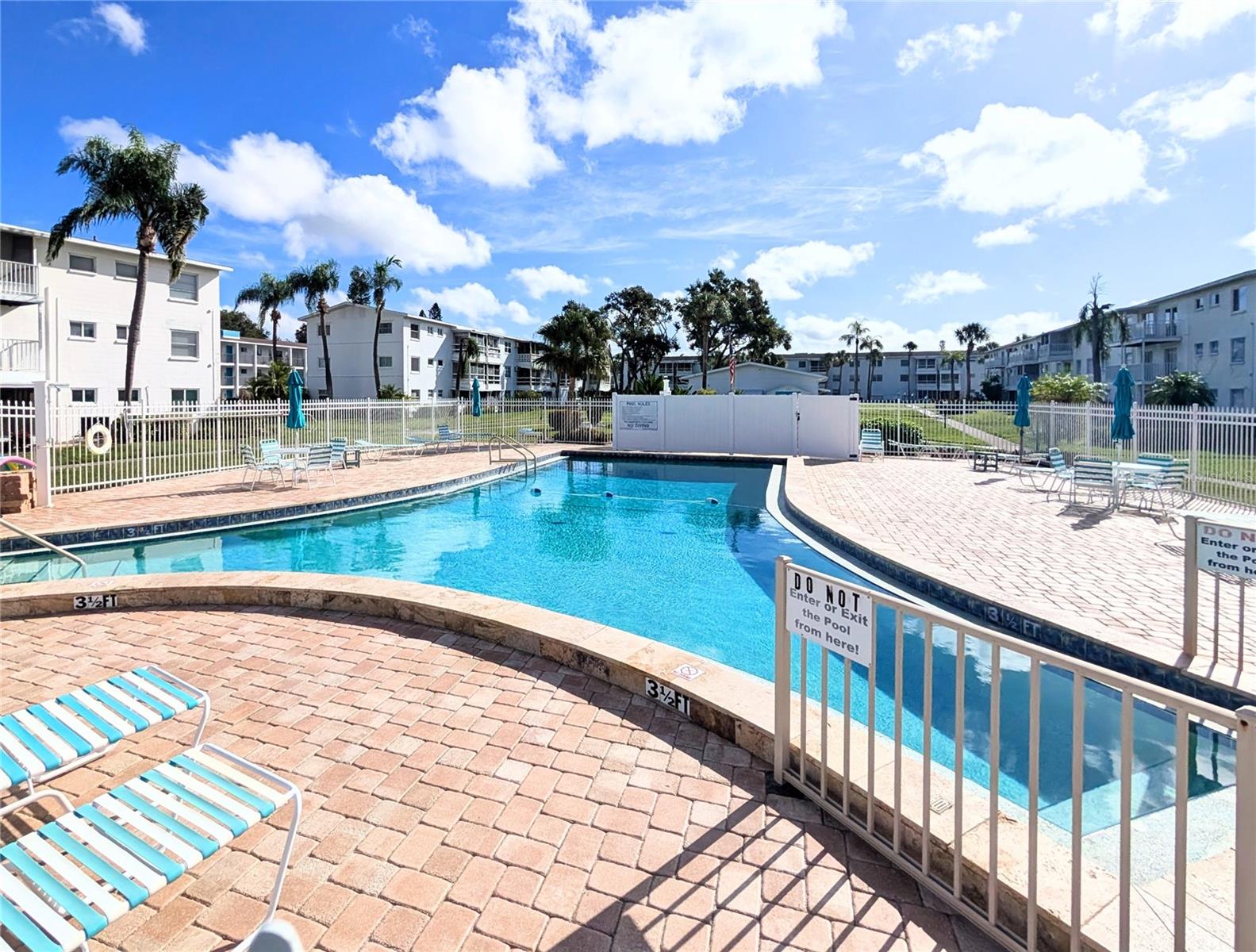 2303 SUNSET DR #H7, BRADENTON, FL — photo 32