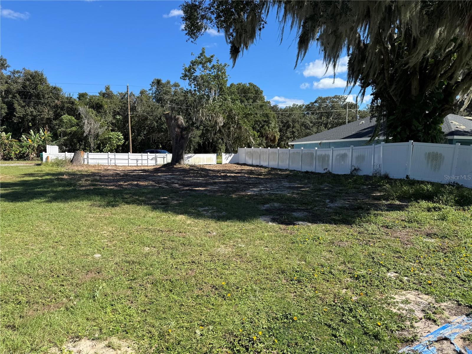 1200 NORTHSHORE DR, EUSTIS, FL — photo 4