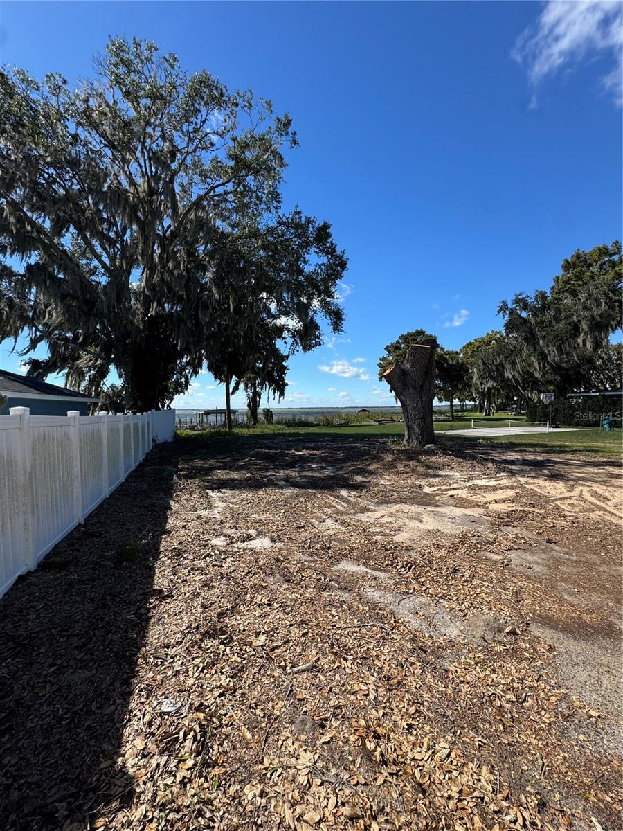 1200 NORTHSHORE DR, EUSTIS, FL — photo 5