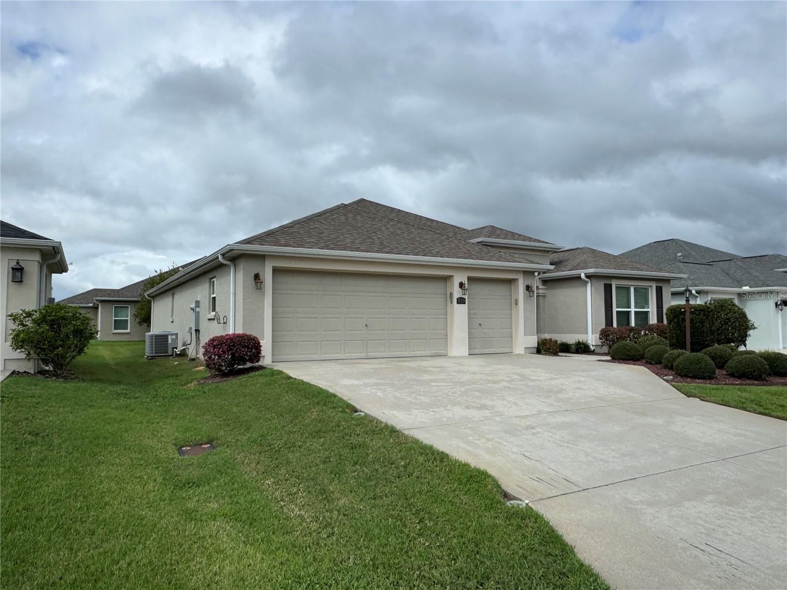 939 KOLLER CT, THE VILLAGES, FL — photo 3