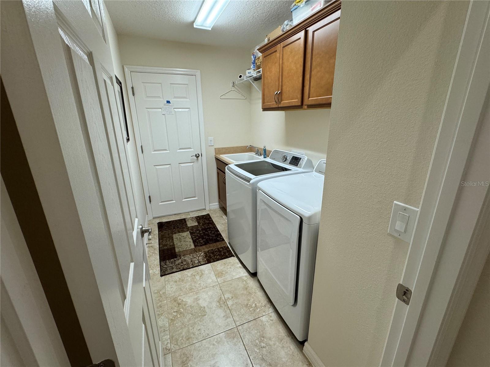 939 KOLLER CT, THE VILLAGES, FL — photo 5