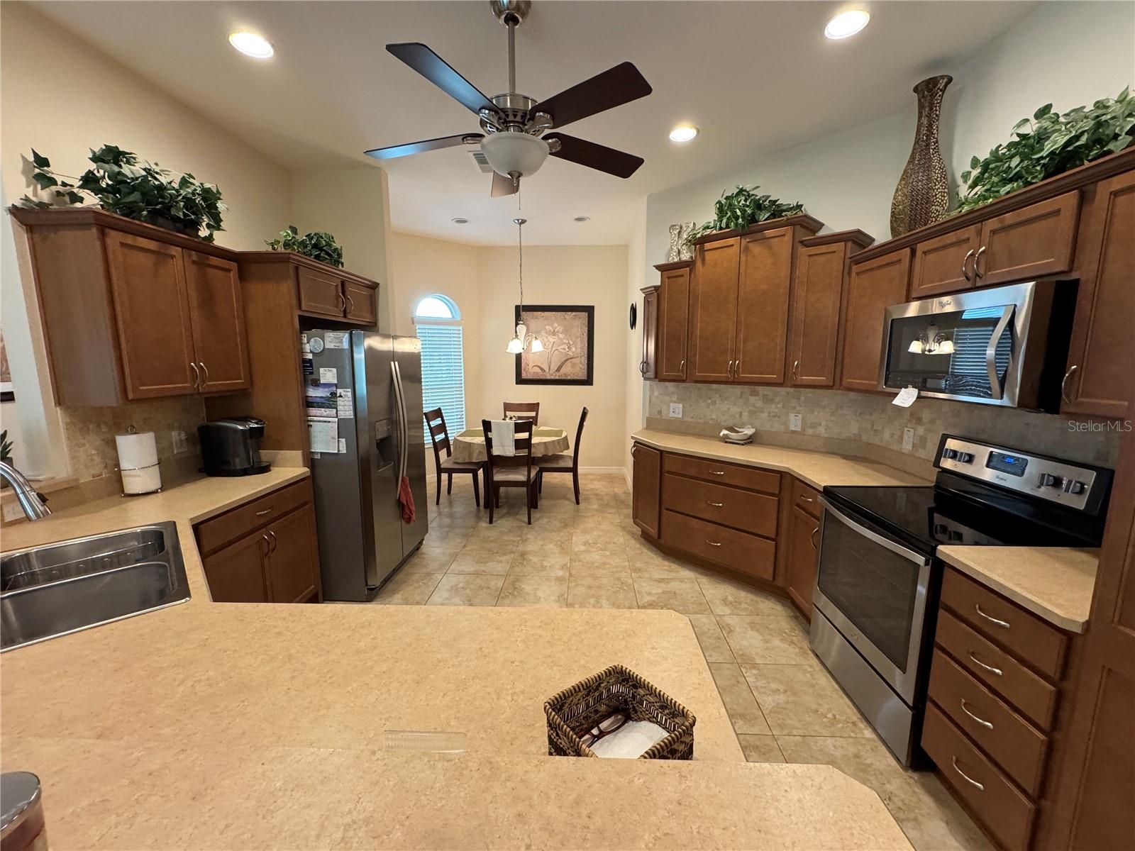 939 KOLLER CT, THE VILLAGES, FL — photo 20